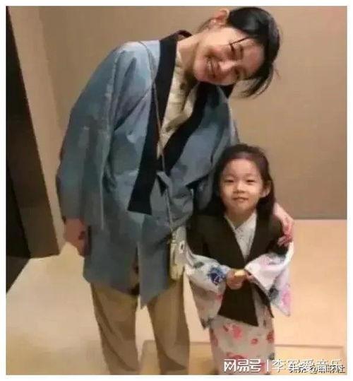 娱乐圈吃瓜爆料的小说,幕后真相,瓜田乱舞
